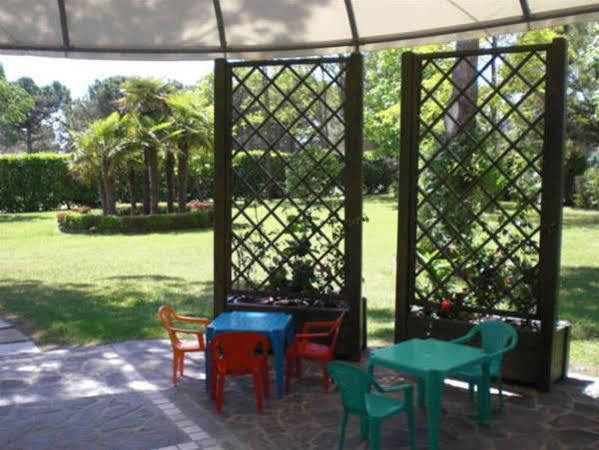 Hotel Hiki 3 Superior Bibione Eksteriør bilde
