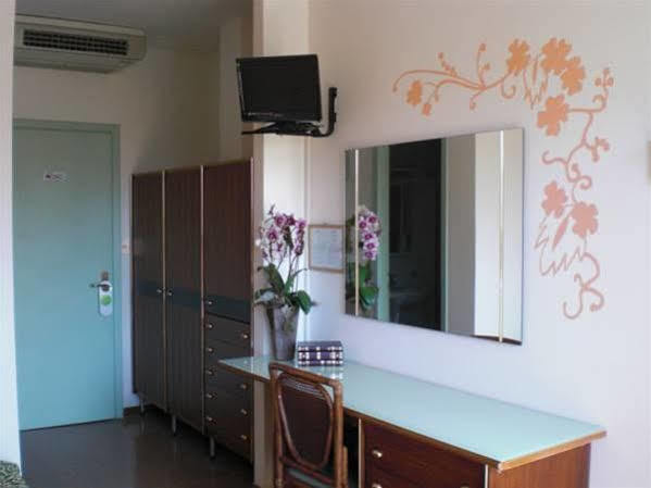 Hotel Hiki 3 Superior Bibione Eksteriør bilde