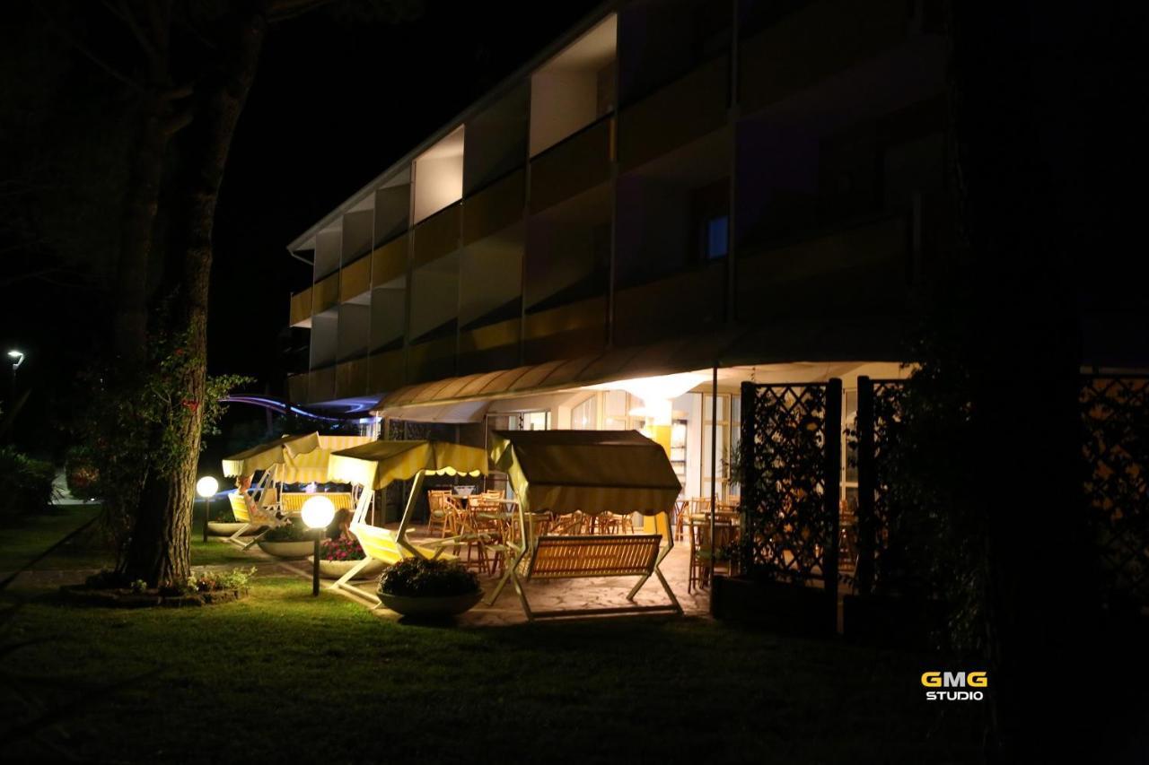 Hotel Hiki 3 Superior Bibione Eksteriør bilde